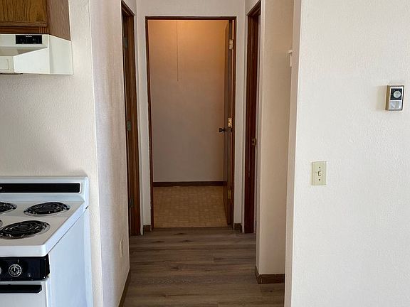 4th image of 1418 Gardenette Dr #3