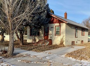 373 N 4th Ave, Forsyth, MT 59327