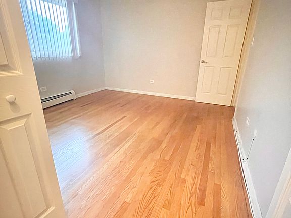 5th image of 405 Wesley Ave APT 4