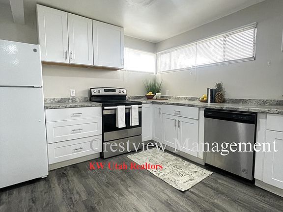 4th image of 968 N Cornell St #D