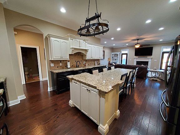 Large kitchen with open lvg room