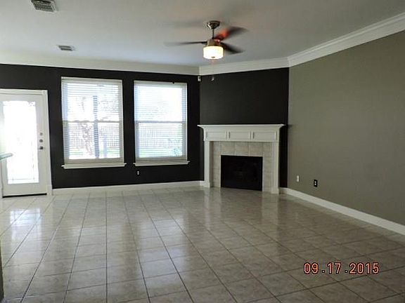 2nd image of 1825 Branch Hill Dr