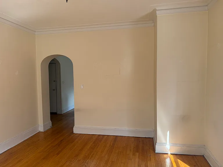 457 Jersey Ave #2R — Photo 3
