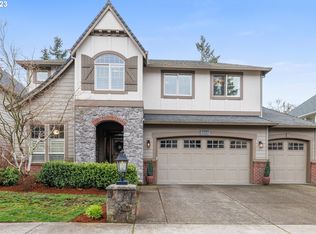 2704 Ridge Ln, West Linn, OR 97068