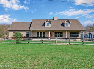 352 Eli Ford Rd, Crossville, TN 38571