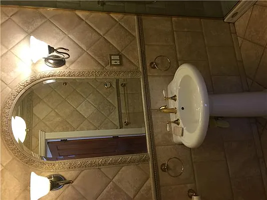 Rented by Avenue Sotheby's International Realty | media 9