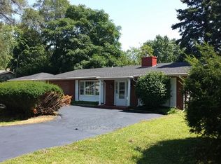 3S465 Shagbark Ln, Glen Ellyn, IL