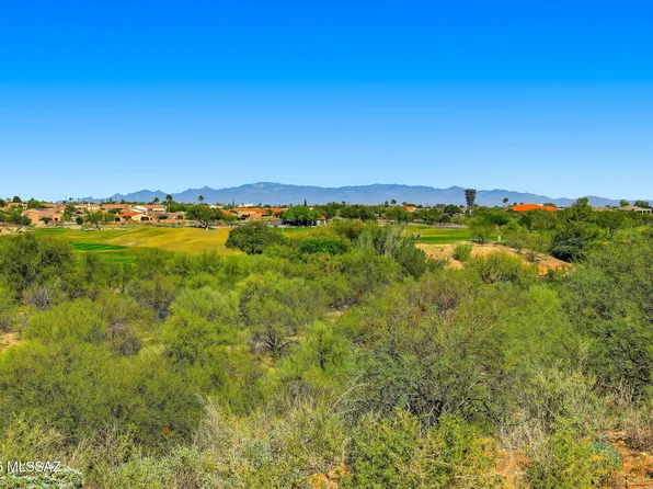 1888 W Demetrie Loop, Green Valley, AZ 85622