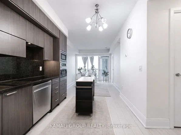 120 Harrison Garden Blvd, Toronto, ON