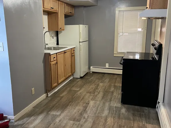 14 Joy St #1, Pittsfield, NH 03263