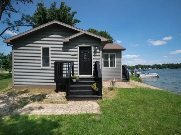 60733 W Sand Lake St, Sturgis, MI 49091