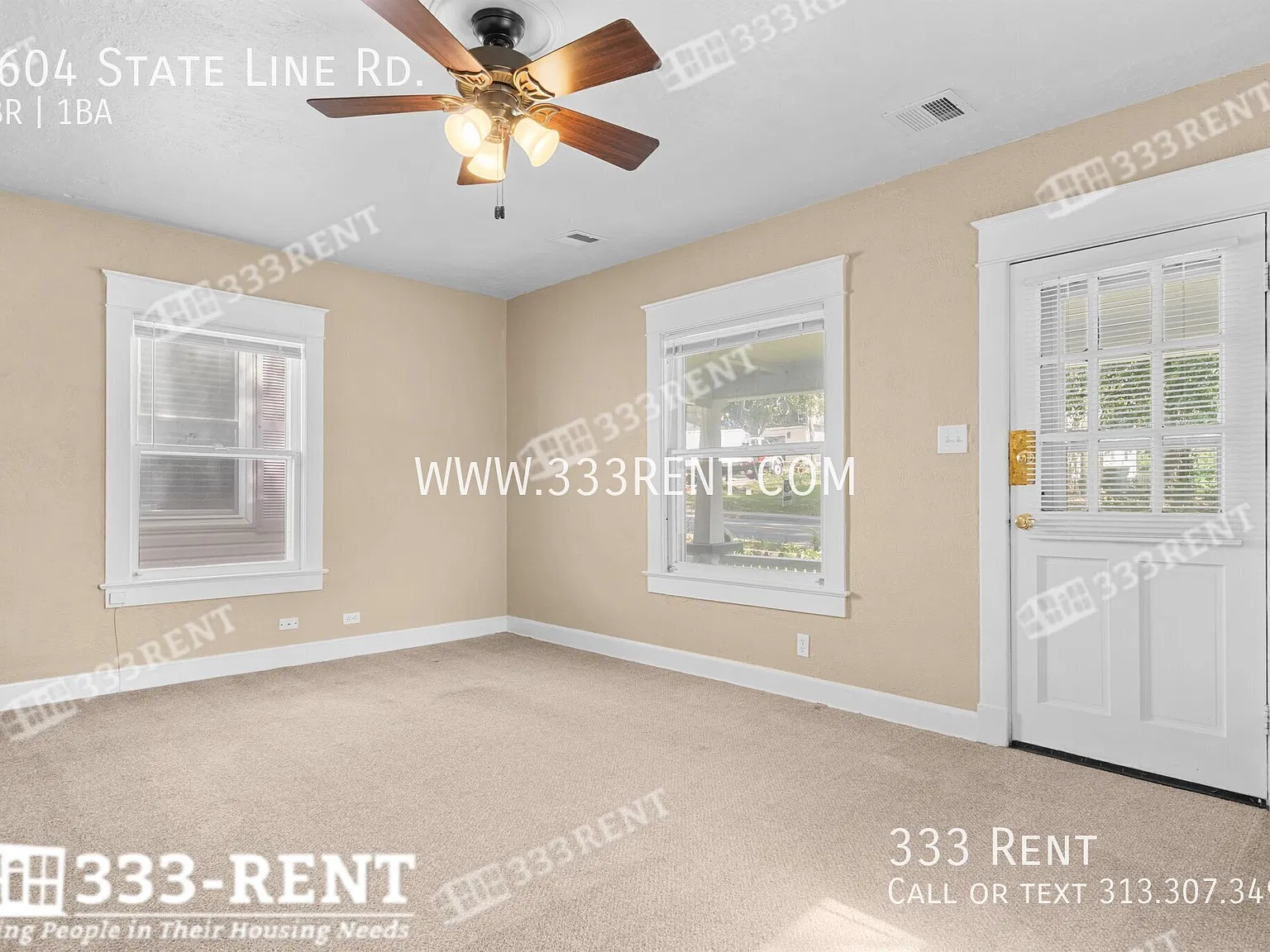 Delightful Home With Curb Appeal Close To Westport, The Plaza And UMKC! — Photo 3