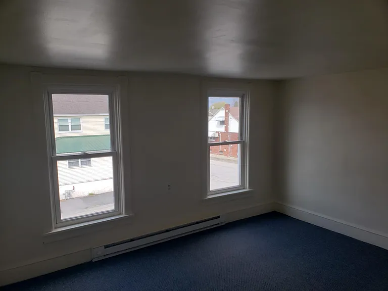 887 Peace St — Photo 29