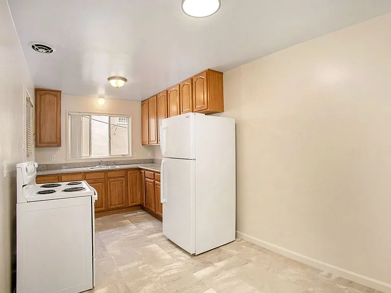 643 Beacon St #2 - 1 bedroom | 1 bath — Photo 6