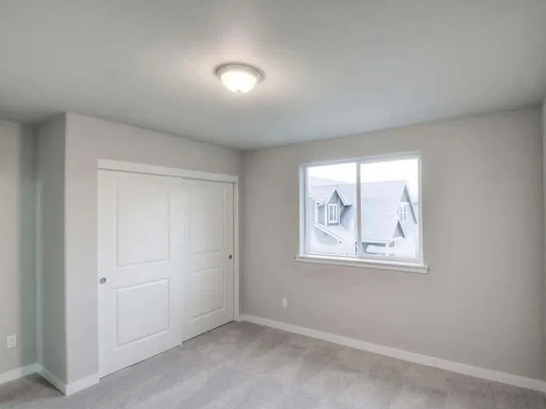725 S 16th St — Photo 5