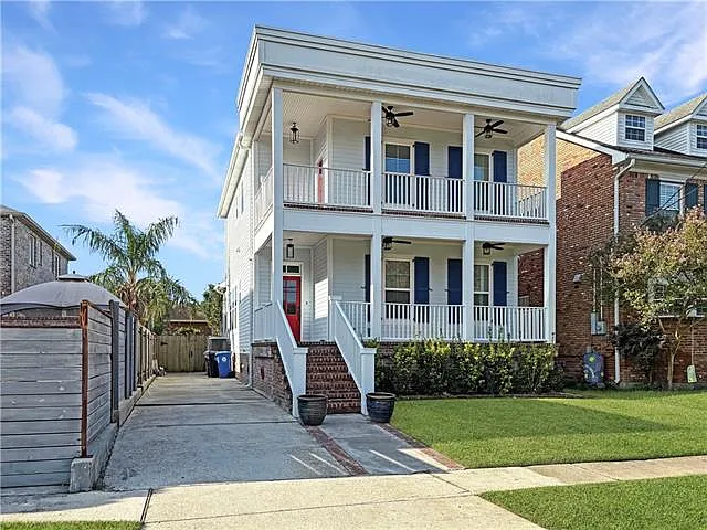 3 bed, 2.5 bath, 1900 sqft, $3,000 — Photo 2
