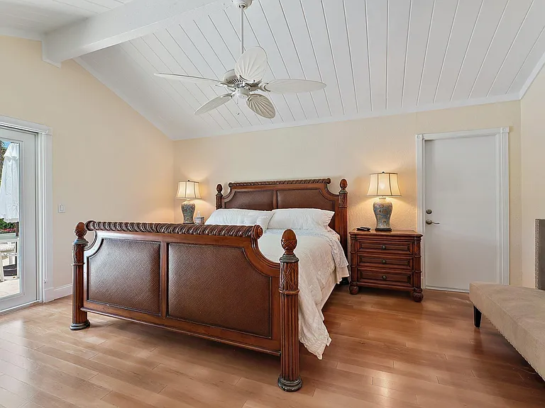 107 Mako Ln — Photo 16