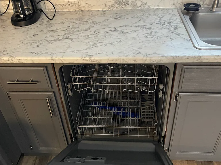 844 State St #36 — Photo 5