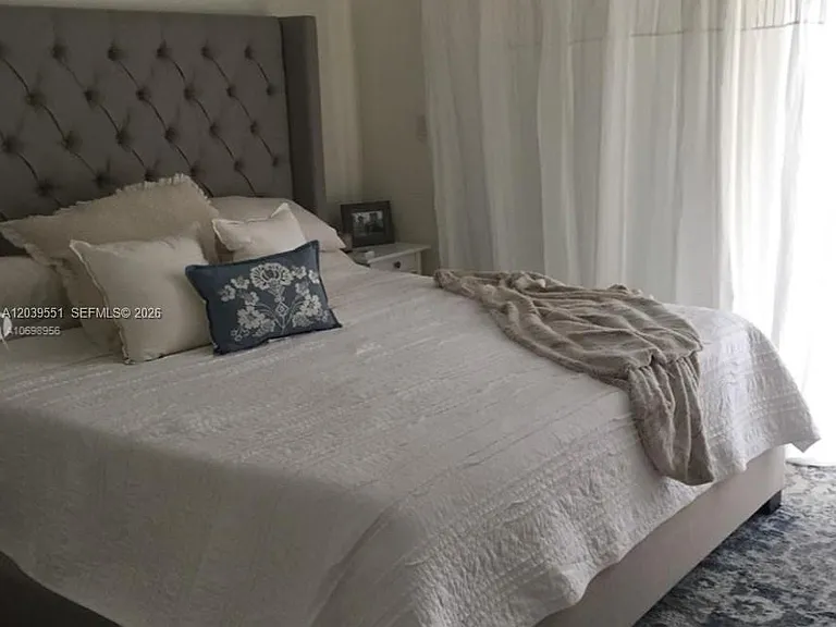 14005 SW 67th Ter #- — Photo 19