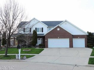 22 Conway Cir, Bloomington, IL