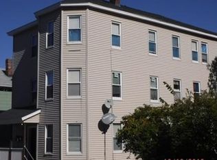 72 Gage St, Worcester, MA 01605