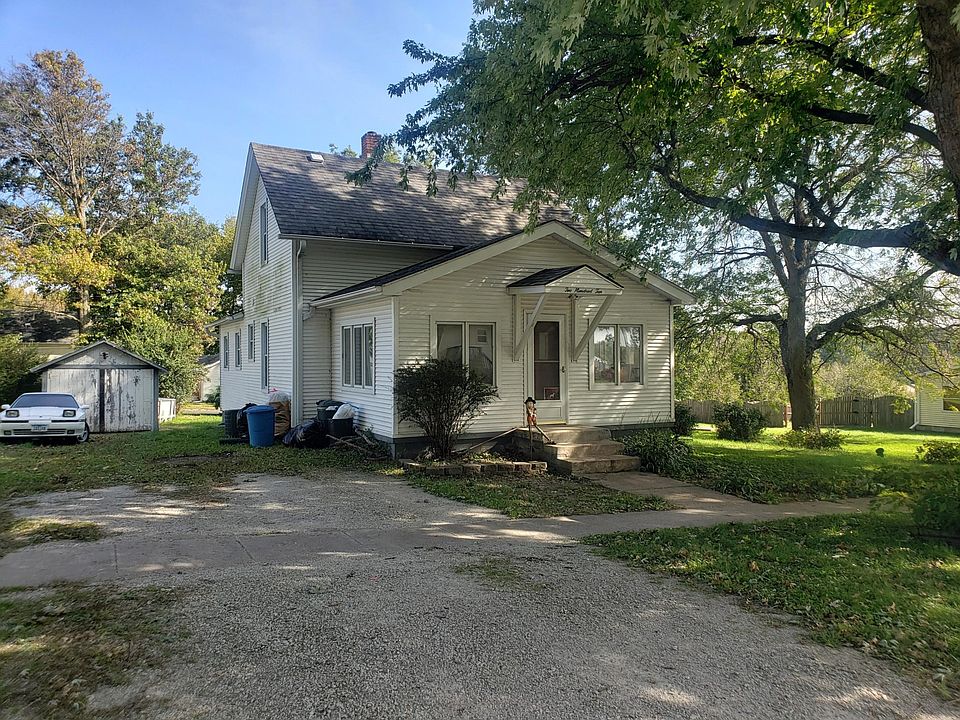 210 Lincoln Ave