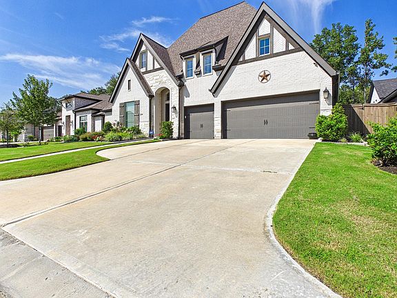 2nd image of 22058 Breakwater Ln