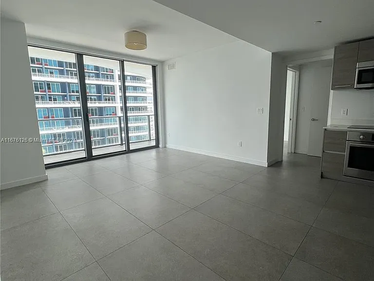 1300 S Miami Ave #18 — Photo 12