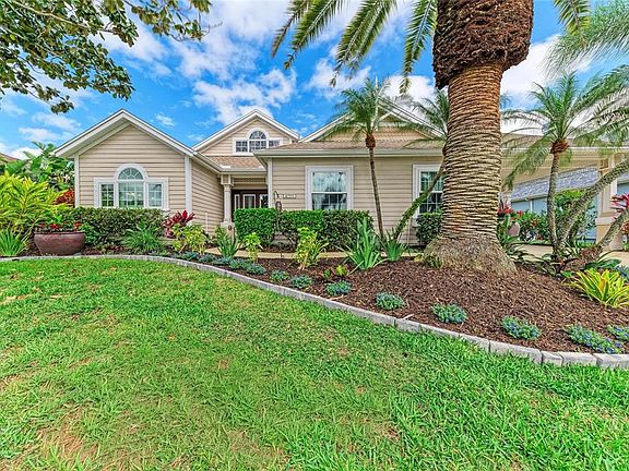 3rd image of 4735 Spinnaker Dr
