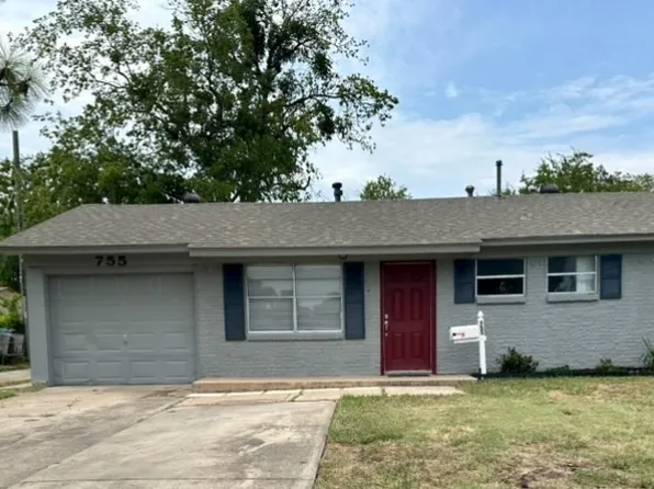 755 W Grubb Dr, Mesquite, TX 75149
