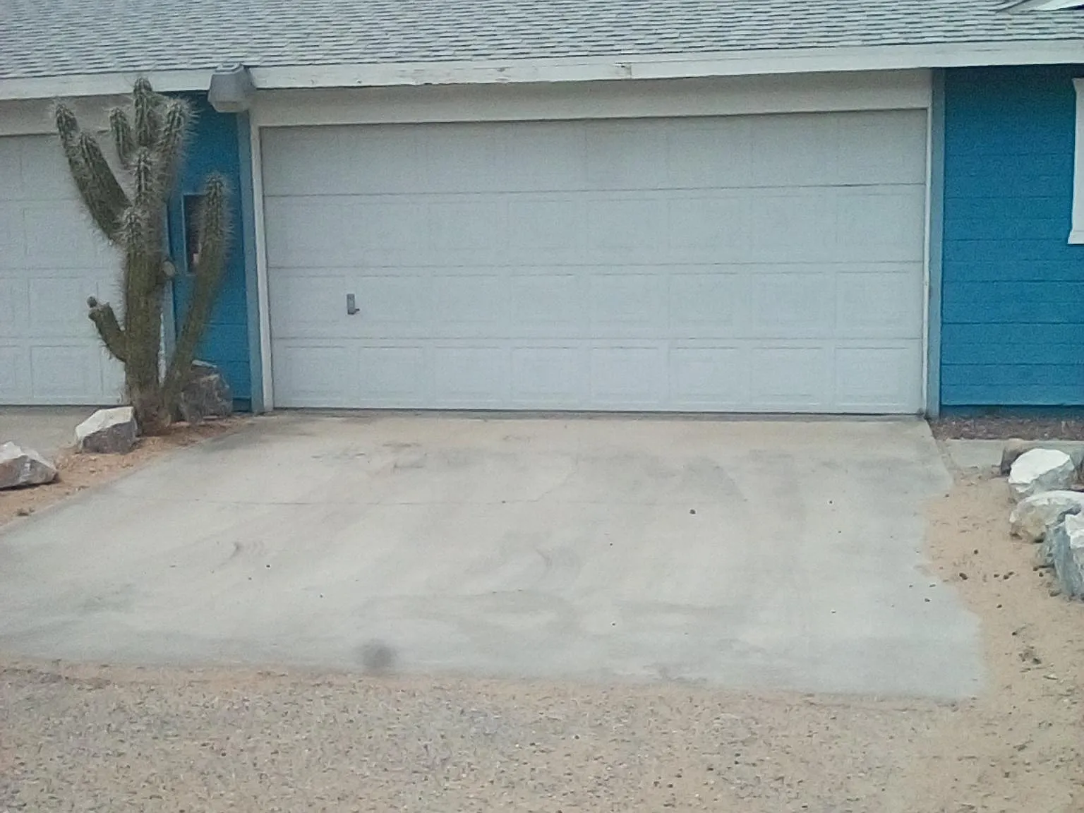 2 bed, 1050 sqft, $1,700 — Photo 2