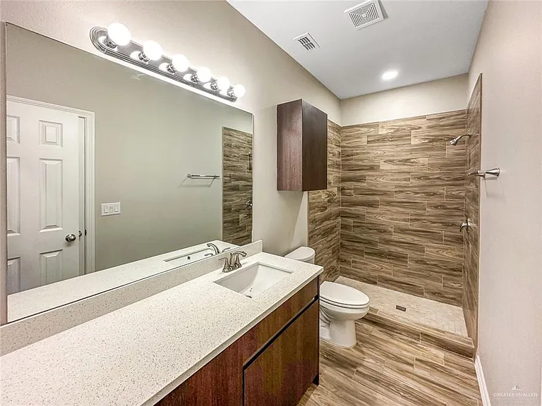 904 Mahala Ave #3 — Photo 6