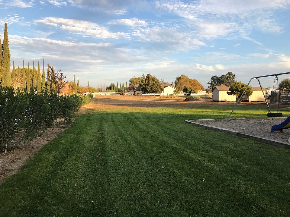 1st image of 34650 S Bernard Dr