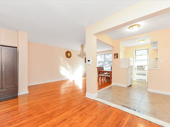 4th image of 64-35 Yellowstone Blvd APT 2G