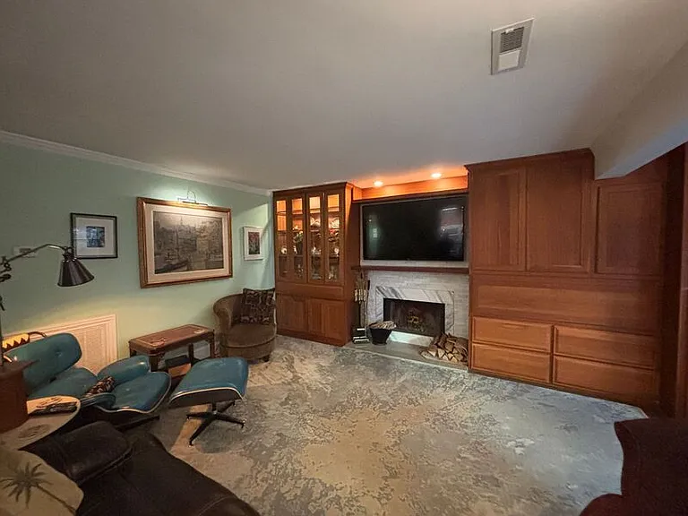 1155 Village Creek Ln #1 — Photo 5