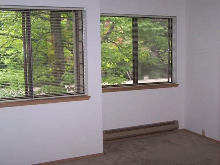 1276 Bellevue Way NE #4 — Photo 6
