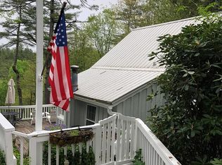 92 Oak St, Highlands, NC 28741