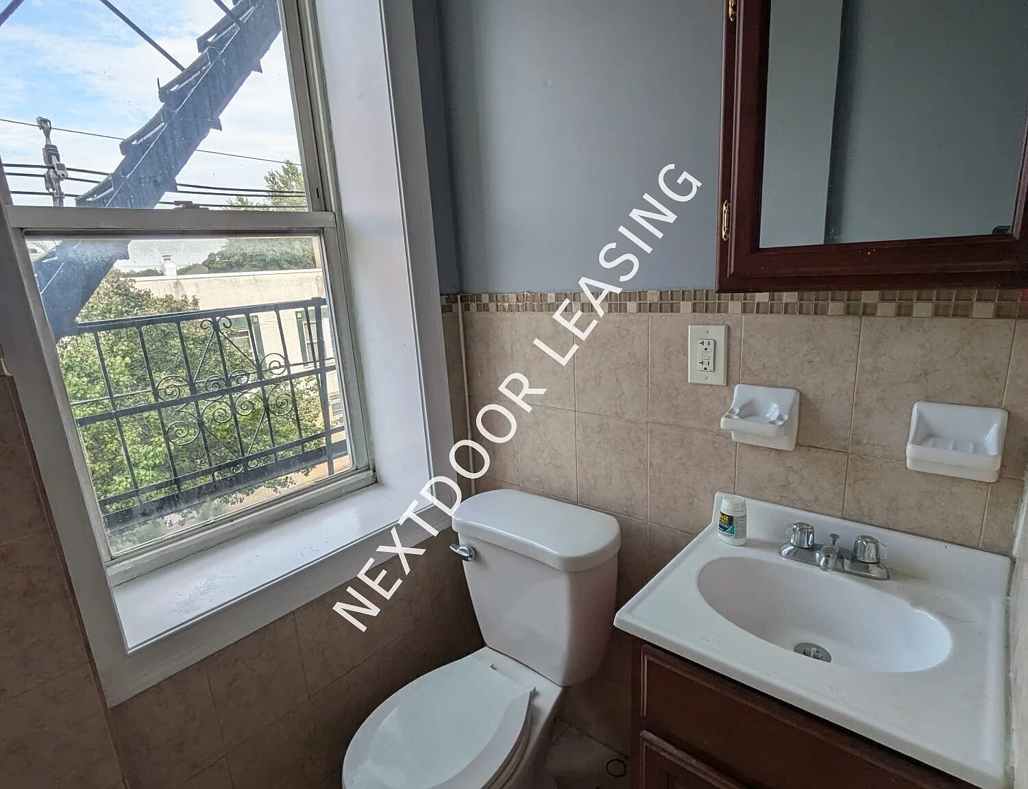 1204 John F Kennedy Blvd — Photo 4