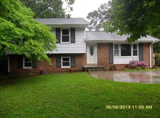 3505 Huntleigh Dr, Raleigh, NC 27604