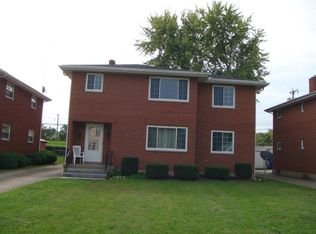 23 Douglas Ln, Hamilton, OH 45011