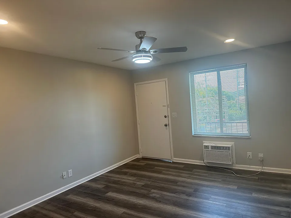3600 Hillsboro Pike #G11