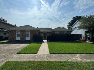 468 Brookmeade Dr, Gretna, LA 70056