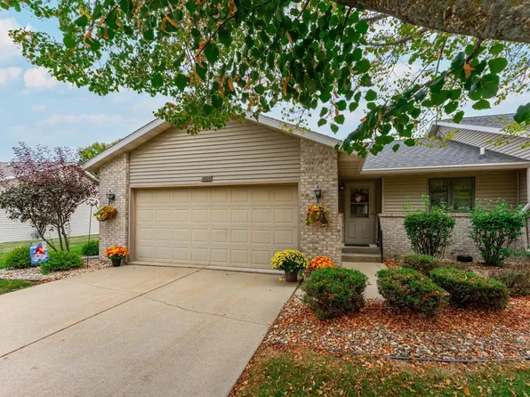 1005 Arapaho Dr, Freeport, IL 61032