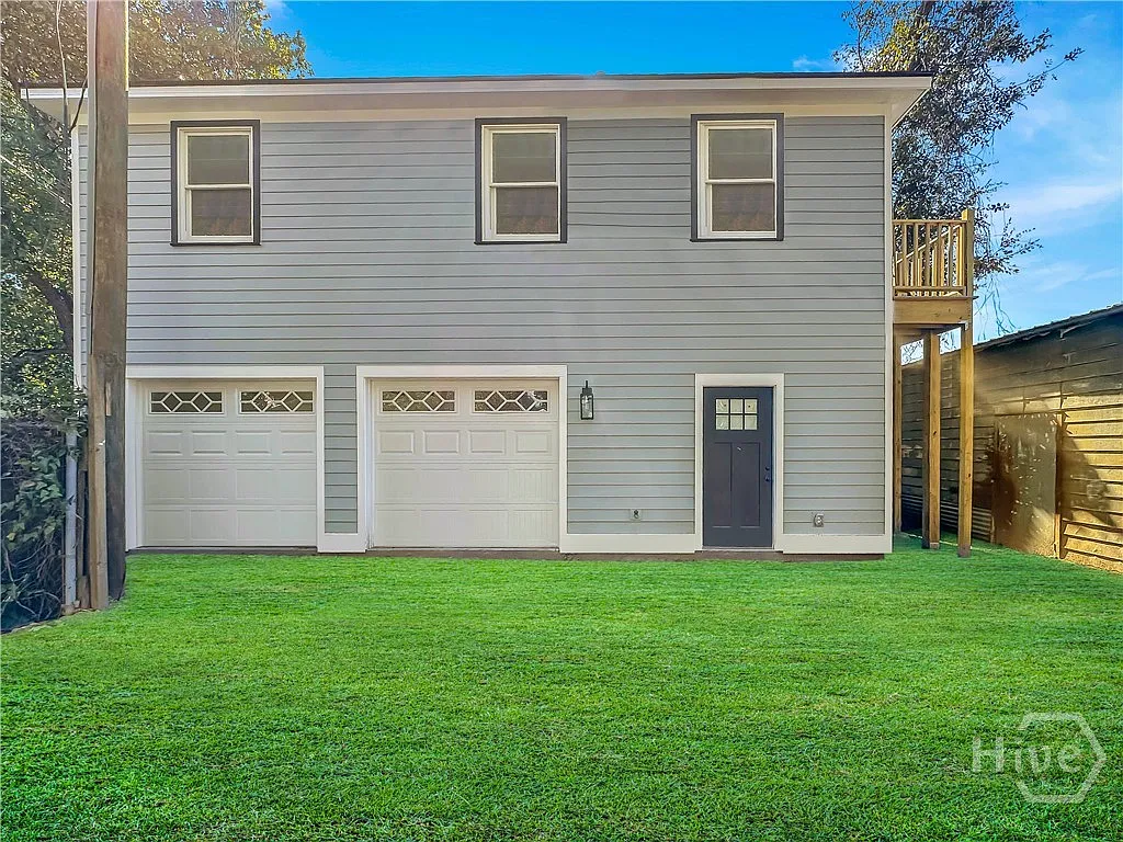 Building Photo - 316 W 40th St #D