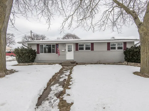 356 Market St E, Burlington, WI 53105