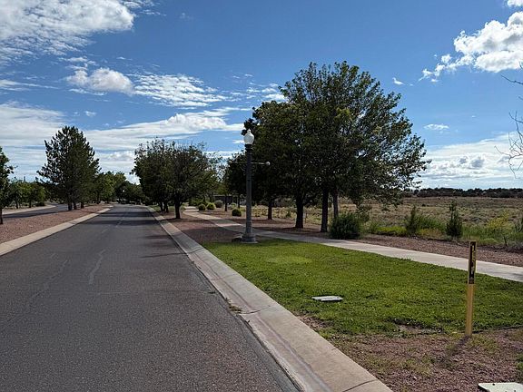 2nd image of 28 S Frontier Pkwy
