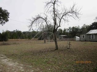 25 Aaron Strickland Rd, Crawfordville, FL 32327