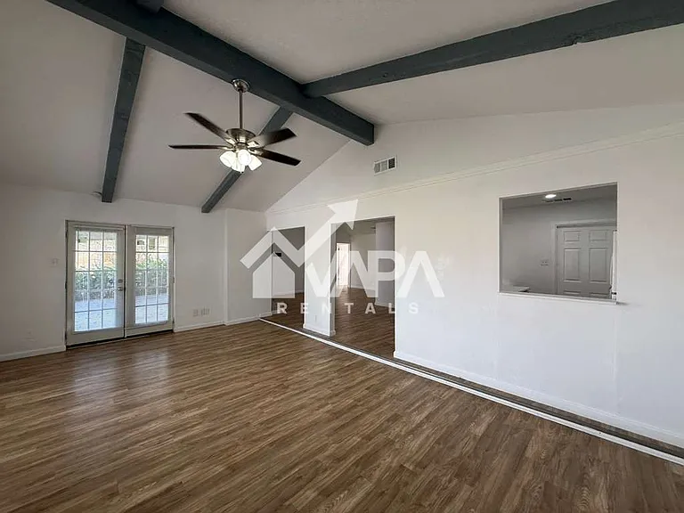 5019 Starfire St — Photo 13