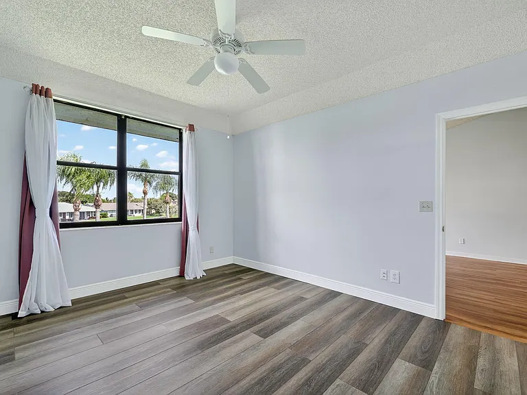 6101 SE Landing Way #11 — Photo 19