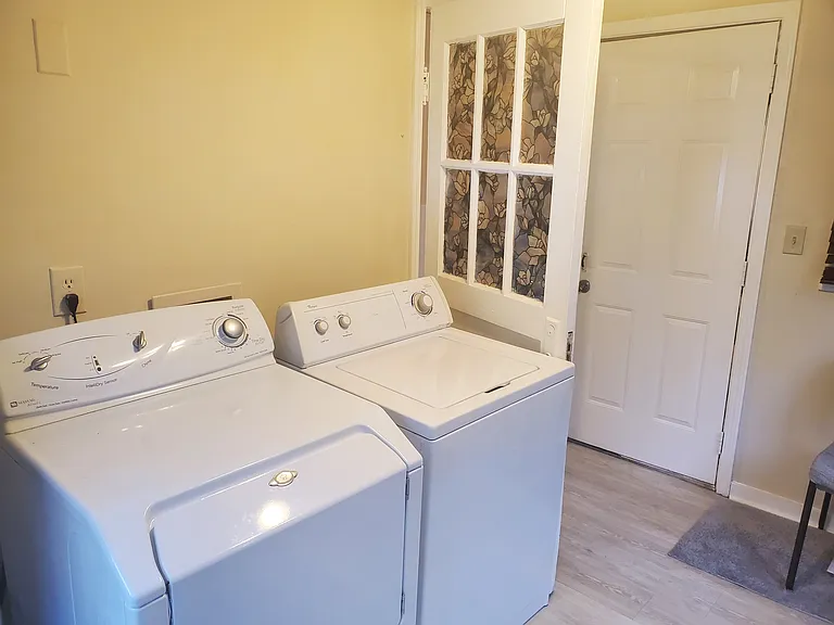 1715 Langston Ave SW #A — Photo 10